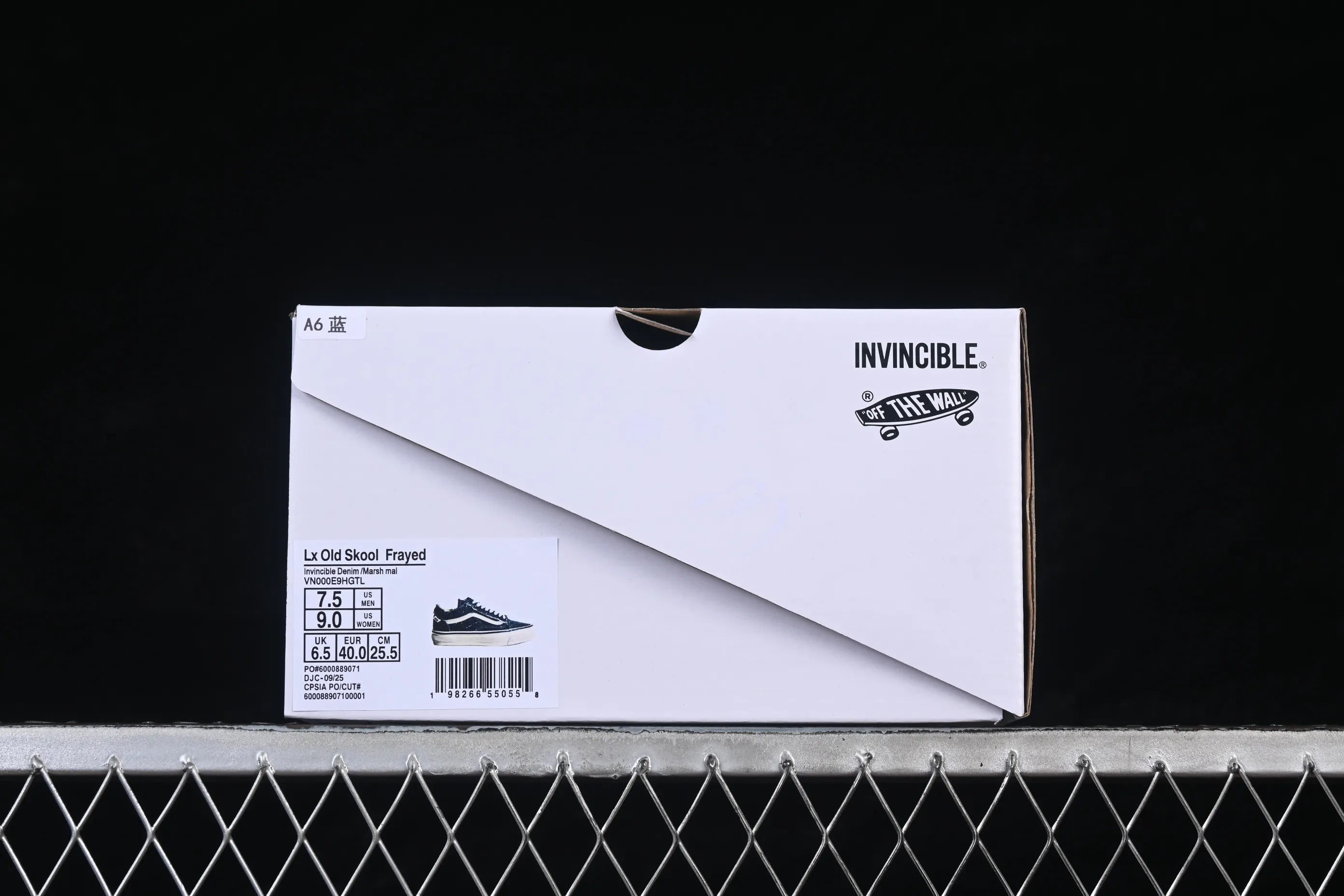 All categories Vans Vans series Vans Low Vans low top Vans Old Skool Frayed Vans low-top casual skateboard shoes VN000E9HGTL